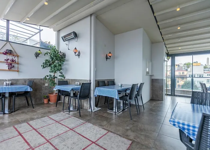 Stanpoli Hostel